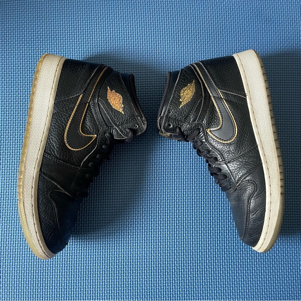 Air Jordan 1 High GS ‘City of Flight’ — 6.5Y / Women’s 8 - Picture 3 of 7